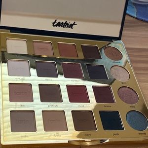 Tarte tarteist pro eyeshadow palette